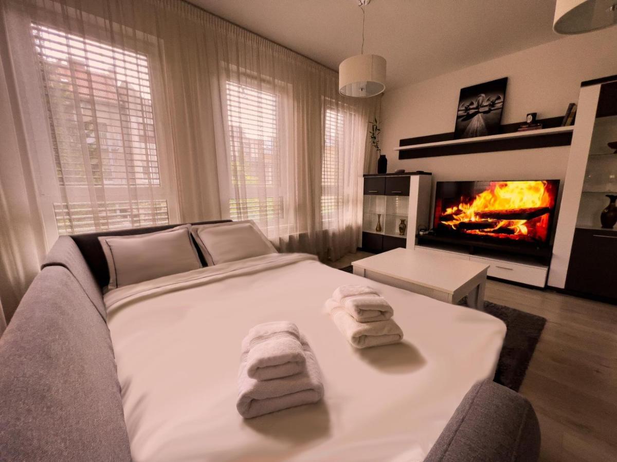 Elegant Escape Apartment I - City Centre Bratislava Luaran gambar