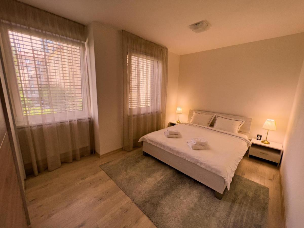 Elegant Escape Apartment I - City Centre Bratislava Luaran gambar